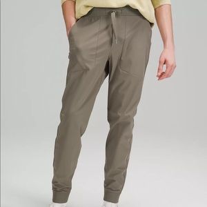 LuluLemon ABC Warpstreme Joggers